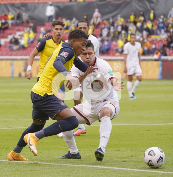 FBL-ELIMINATORIAS-ECUADOR-VENEZUELA