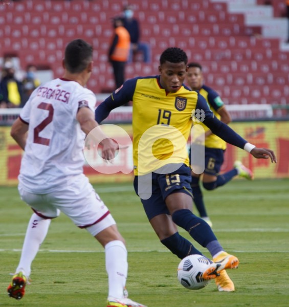 FBL-ELIMINATORIAS-ECUADOR-VENEZUELA