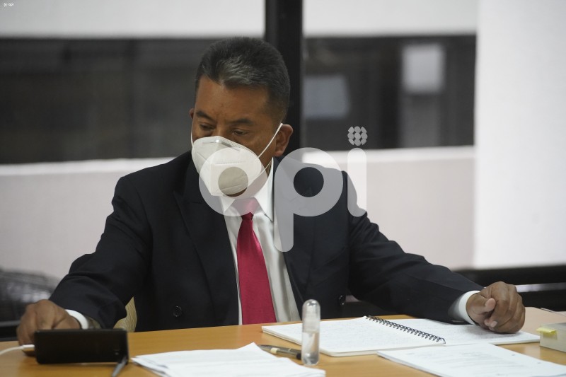 CLJ-UIO-AUDIENCIA-ALABA-PROCURADOR