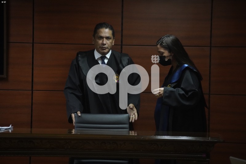 CLJ-UIO-AUDIENCIA-ALABA-PROCURADOR