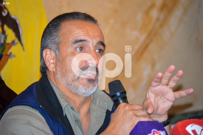 CUENCA-MINISTRO-DIEGO HERRERA