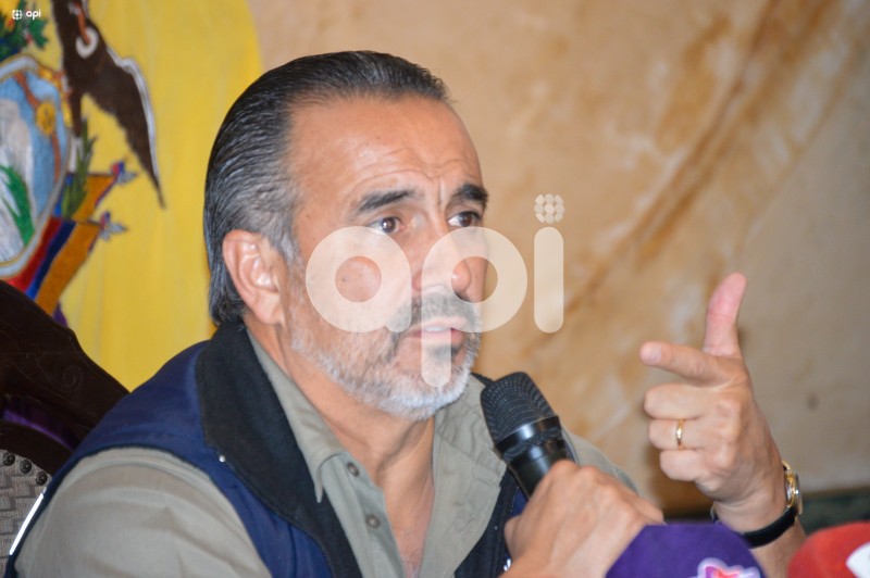 CUENCA-MINISTRO-DIEGO HERRERA