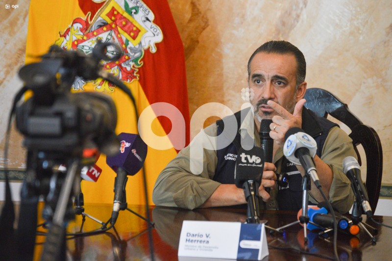 CUENCA-MINISTRO-DIEGO HERRERA