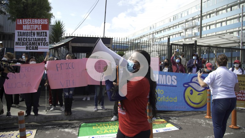 SOI-UIO-PLANTON-ENFERMOS-CANCER-HCAM