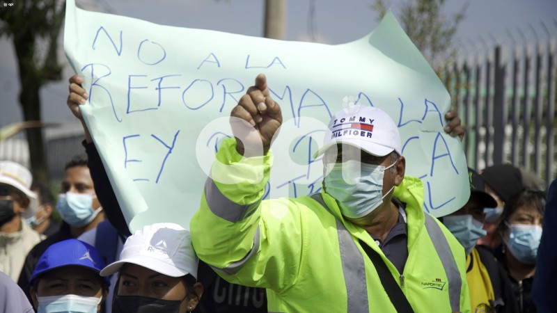 POL-UIO-REFORMA-PESCADORES-MARCHA