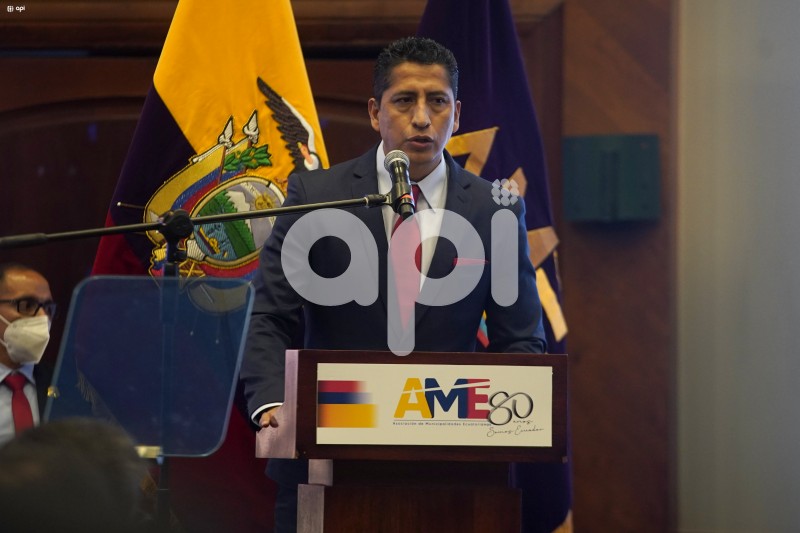 SOI-UIO-AME-CEREMONIA-80-AÑOS-LLASO-LLORI