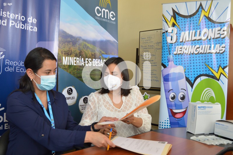 CUENCA-ENTREGA-JERINGUILLAS