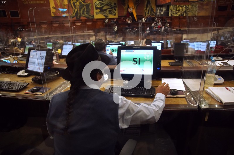 POL-UIO-PLENO-ASAMBLEA-REFORMA-PRESUPUESTO-2022