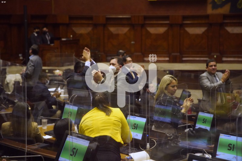 POL-UIO-PLENO-ASAMBLEA-REFORMA-PRESUPUESTO-2022