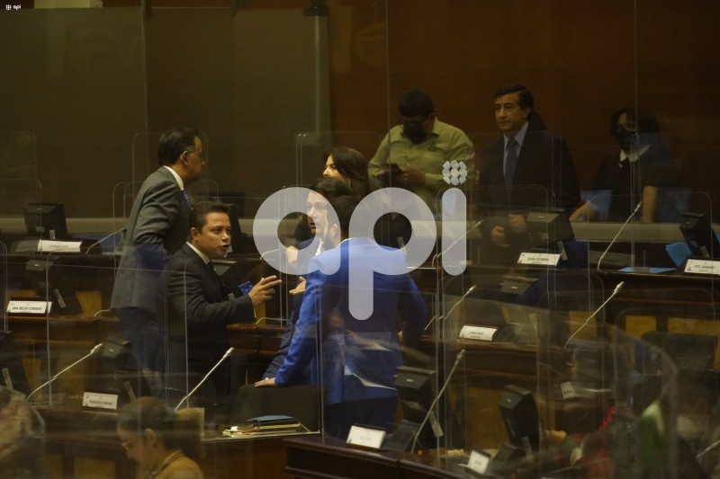 POL-LEY-ABORTO-UIO-ASAMBLEA-NACIONAL-DWBATE