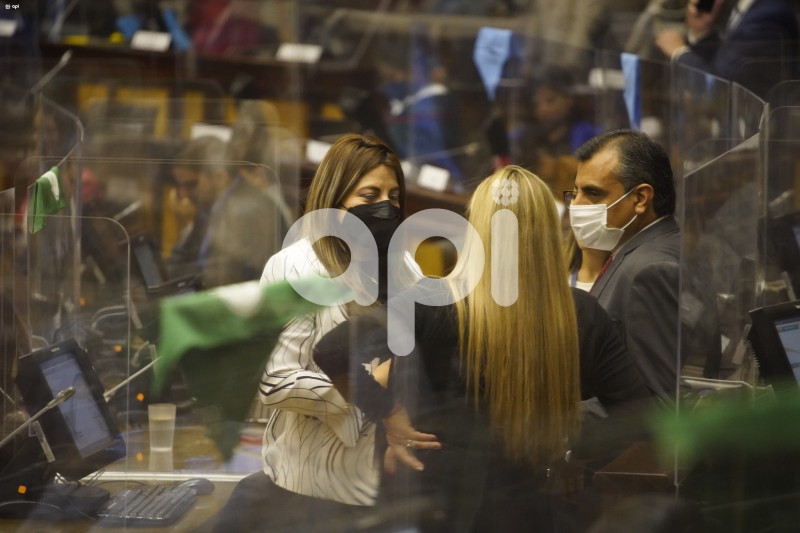 POL-LEY-ABORTO-UIO-ASAMBLEA-NACIONAL-DWBATE