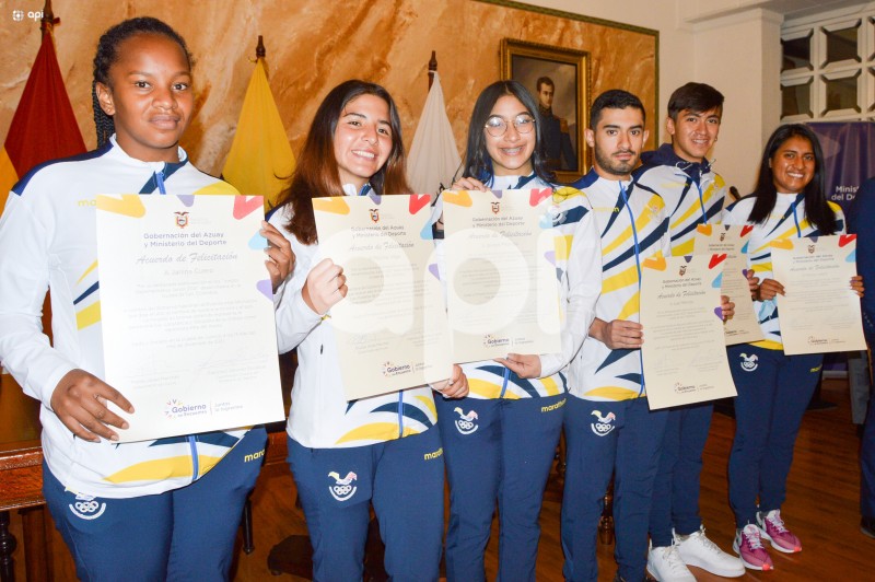 CUENCA-HOMENAJE-DEPORTISTAS