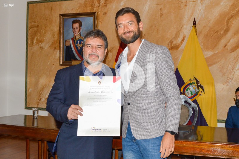 CUENCA-HOMENAJE-DEPORTISTAS