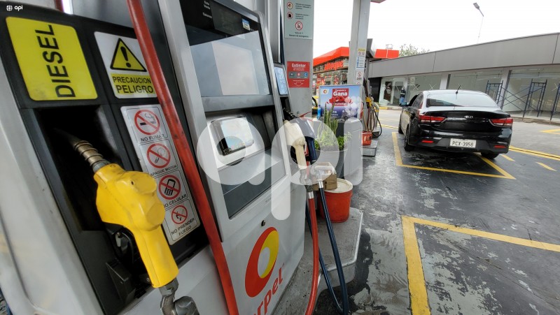 GASOLINERA-PRECIO-COMBUSTIBLE