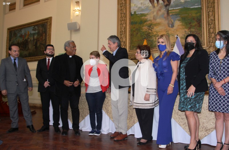 GYE-FIRMA-DECRETO-CARCELES