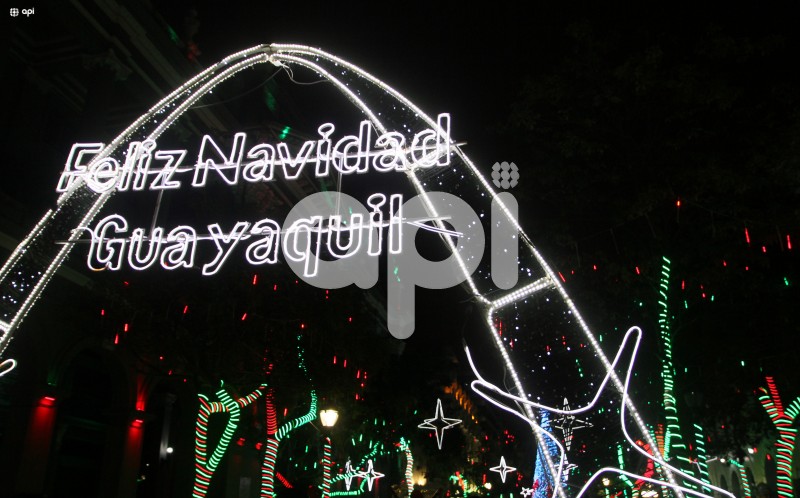 GYE-LUCES-NAVIDAD