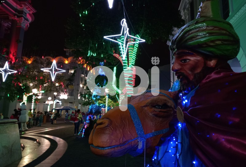 GYE-LUCES-NAVIDAD