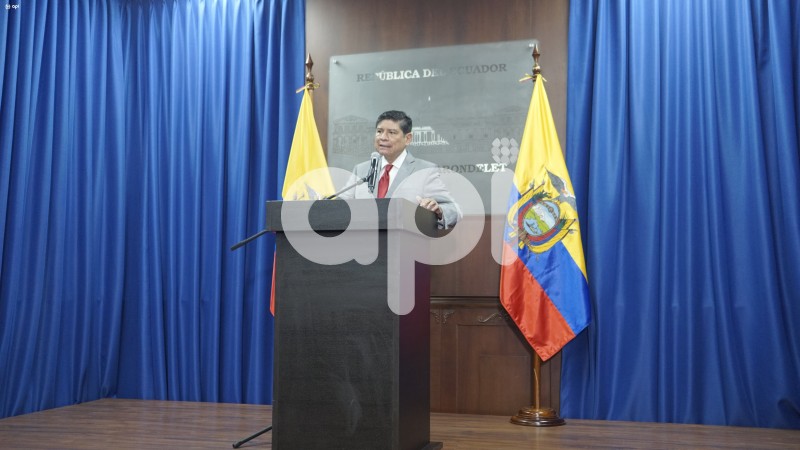 POL-UIO-CARONDELET-JIJON-VOCERO-ECONOMÍA