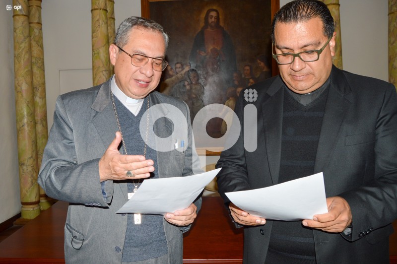 CUENCA-RUEDA-PRENSA-NINO-VIAJERO