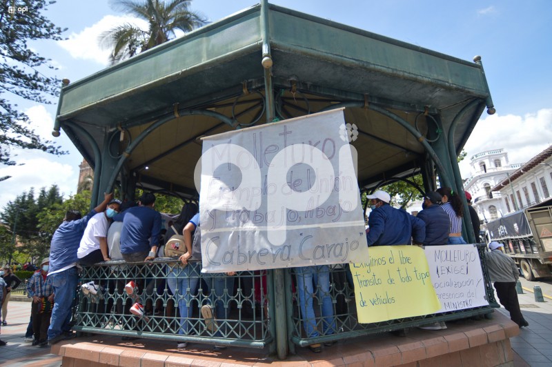 CUENCA-PROTESTA-MOLLETURO-KM49