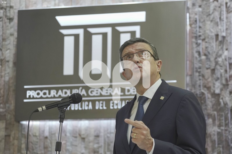 UIO-CLJ-RRPP-PROCURADOR-SALVADOR