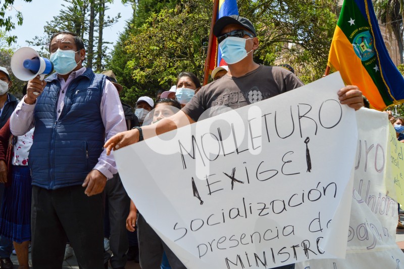 CUENCA-PROTESTA-MOLLETURO-KM49