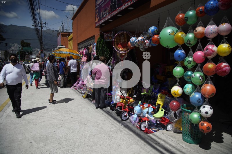 UIO-SOI-JUGUETES-VENTAS-NAVIDAD