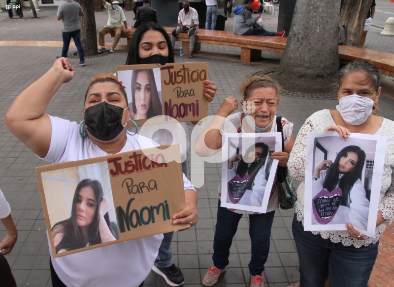 GYE-CASO-NAOMI