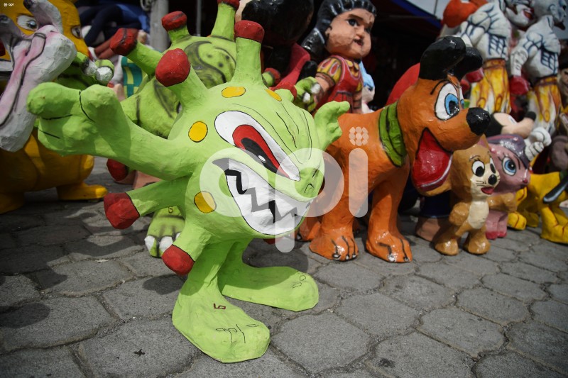 UIO-SOI-VENTA-MONIGOTES