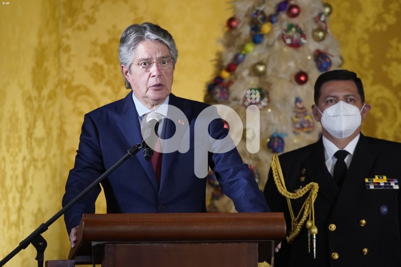 UIO-POL-MINISTRO-R.EXTERIORES-HOLGUIN