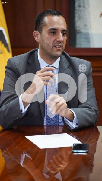 POL-HOLGUIN-ENTREVISTA