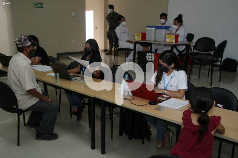 GYE-VACUNACION-DISTRITOS