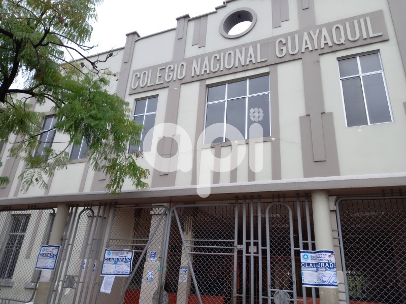 GYE-CLAUSURA-COLEGIOS-GUAYAQUIL