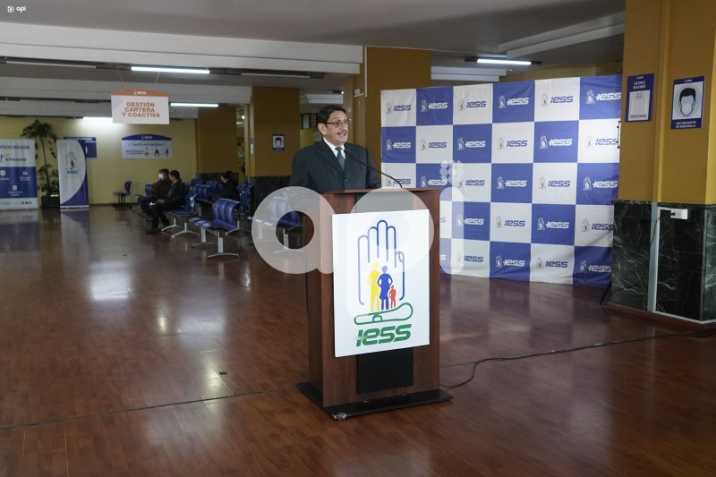 UIO-HTH-IESS-DIRECTOR-GARCIA-MEDICINAS-SOBREPRECIO