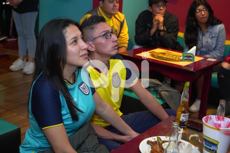 SPO_HINCHAS_ECUADOR_PERU