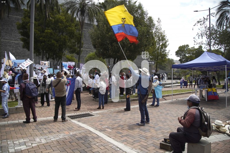 UIO-PLANTON-ABORTO-ASAMBLEA