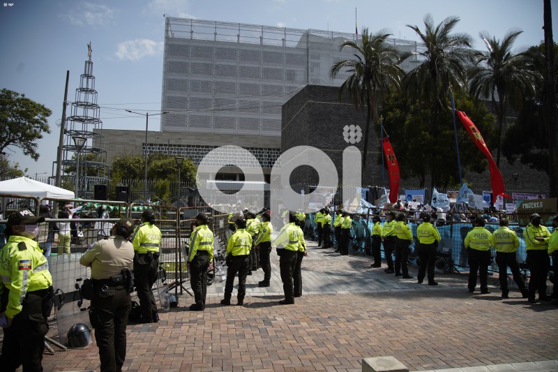 UIO-PLANTON-ABORTO-ASAMBLEA