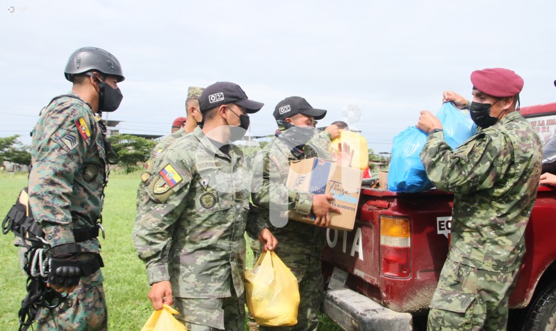 DIS-AYUDA-EJERCITO