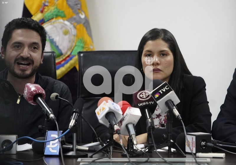 UIO-RRPP-CPCCS-ALMEIDA