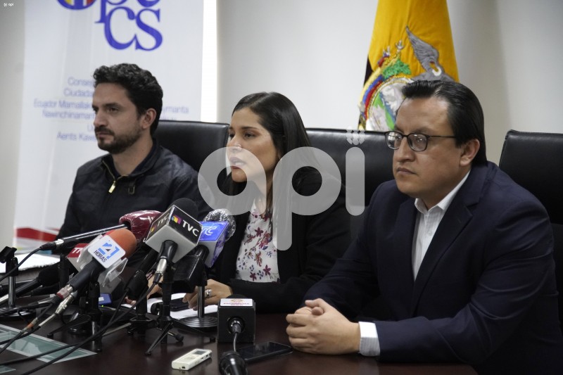 UIO-RRPP-CPCCS-ALMEIDA