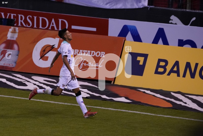 UIO-NOCHE-BLANCA-LDU