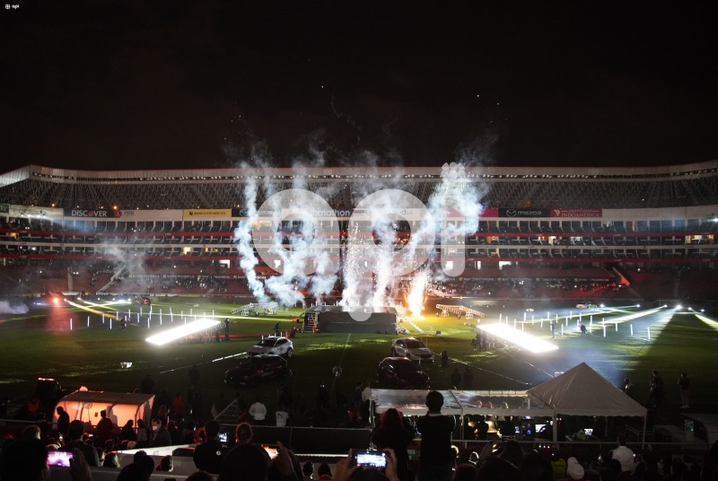 UIO-NOCHE-BLANCA-LDU