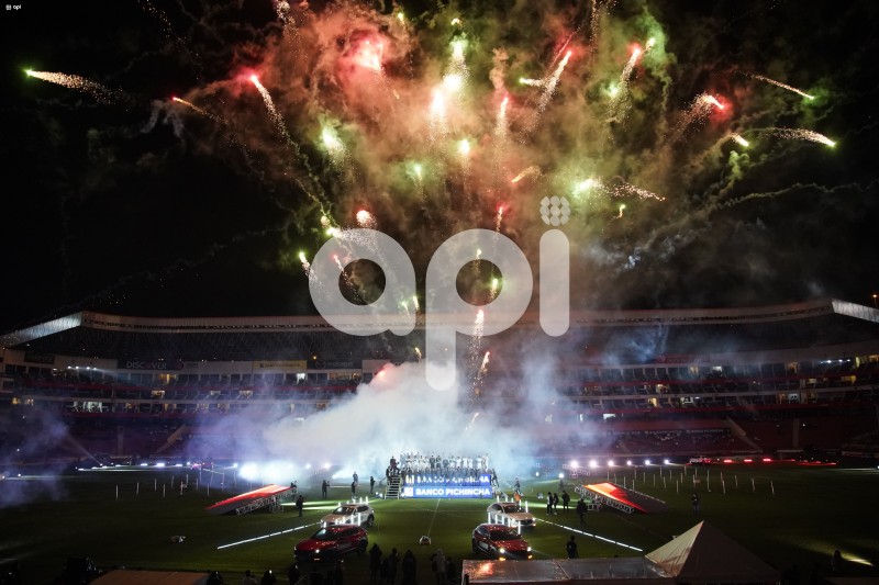 UIO-NOCHE-BLANCA-LDU