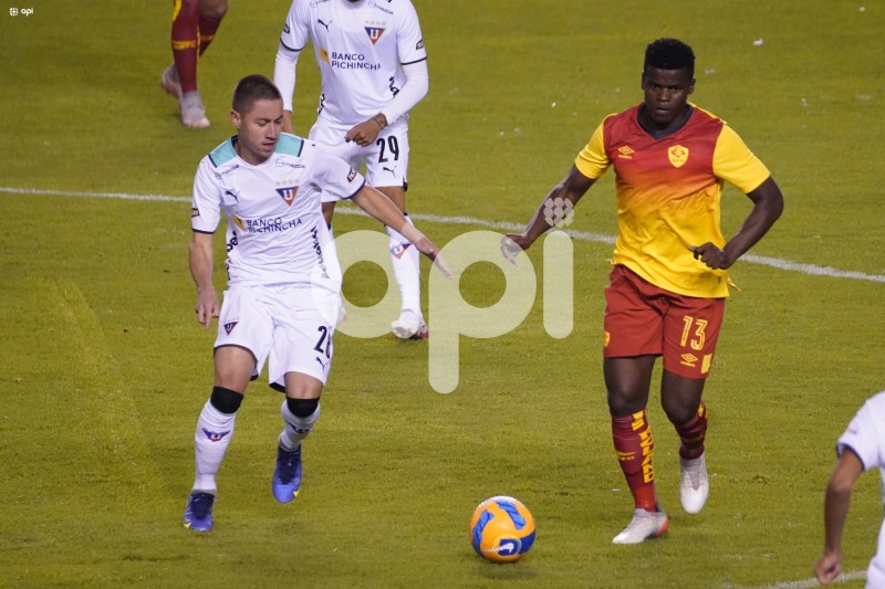 UIO-NOCHE-BLANCA-LDU