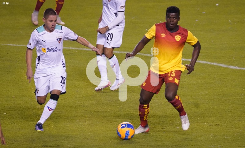 UIO-NOCHE-BLANCA-LDU