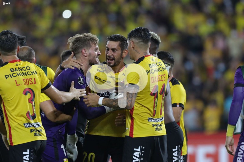FBL-LIBERTADORES-BARCELONA-TORQUE