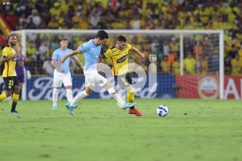 FBL-LIBERTADORES-BARCELONA-TORQUE