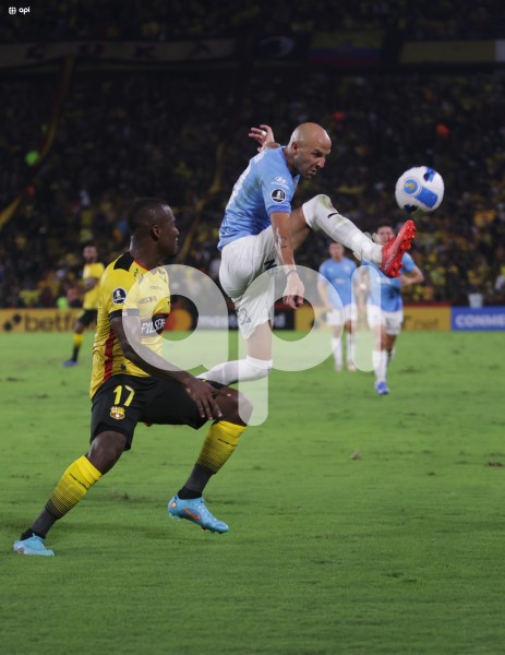 FBL-LIBERTADORES-BARCELONA-TORQUE
