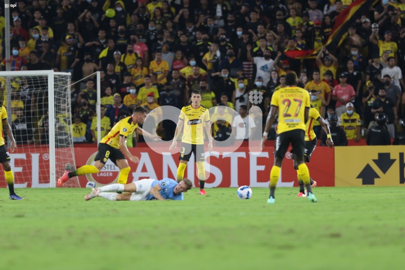 FBL-LIBERTADORES-BARCELONA-TORQUE