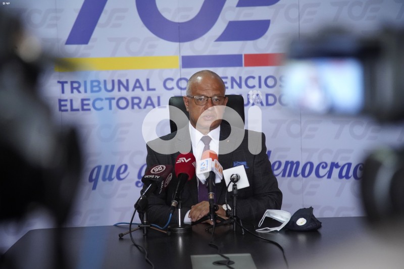 UIO-RRPP-TCE-DR.CABRERA